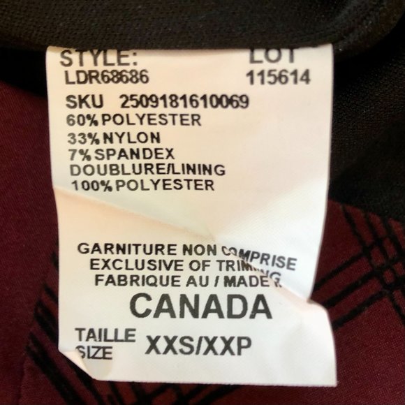 *NWT* Ruched Sleeveless Abstract Print Burgundy Dress - Made in Canada - XXS - Picture 15 of 16